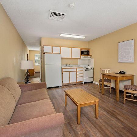 Affordable Suites Wilson Luaran gambar