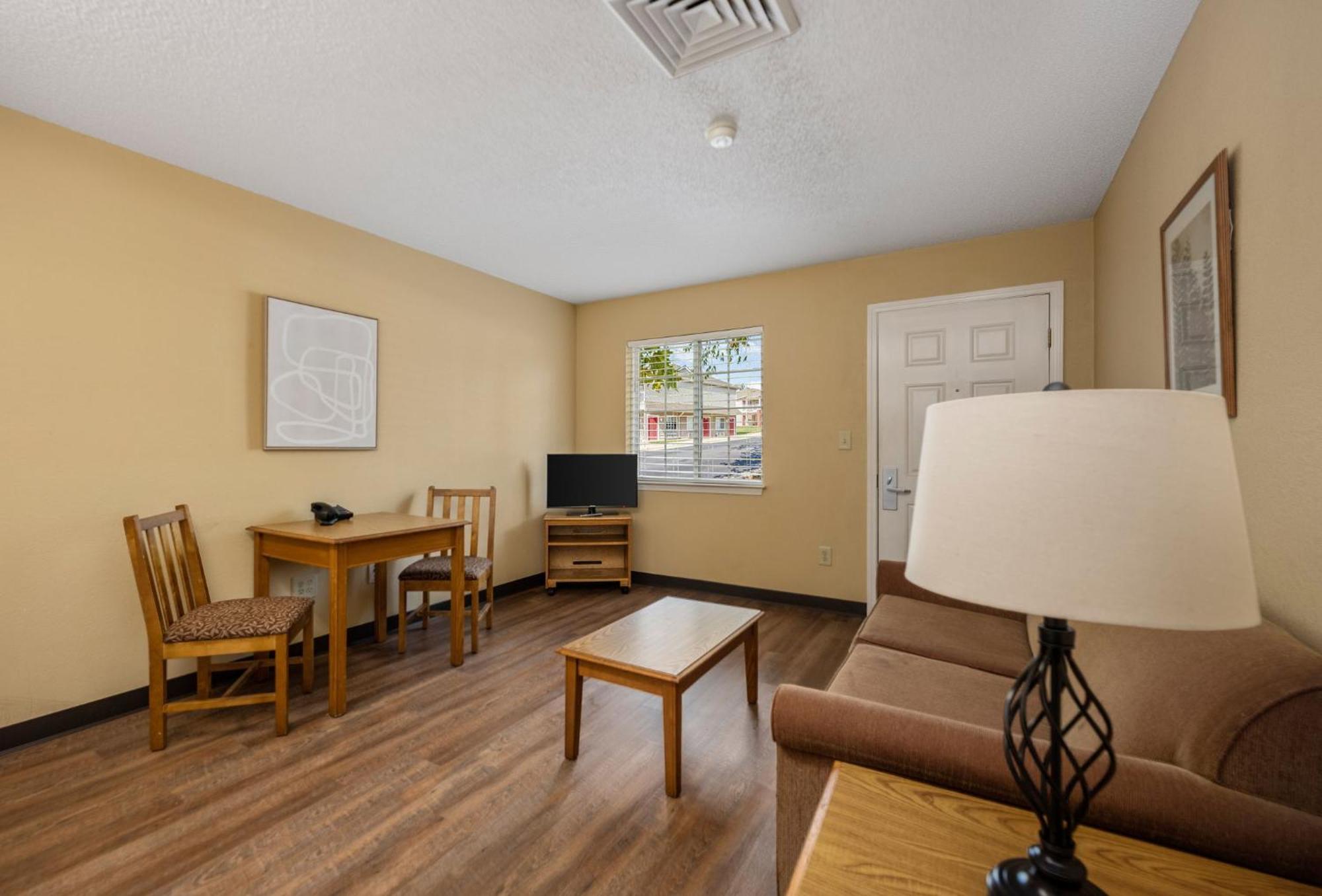 Affordable Suites Wilson Luaran gambar